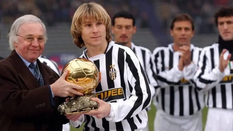 Nedved có được mọi thứ tại Juventus